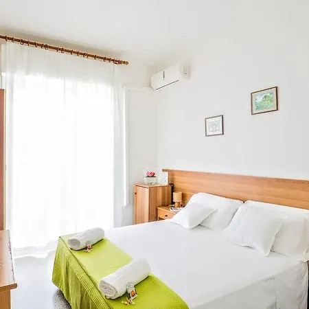 Otel Imperia 2*